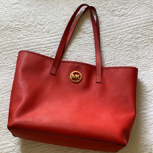 Michael Kors Tote - Picture 2 of 4